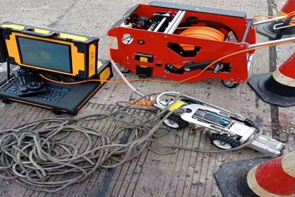 东光CCTV管道检测机器人